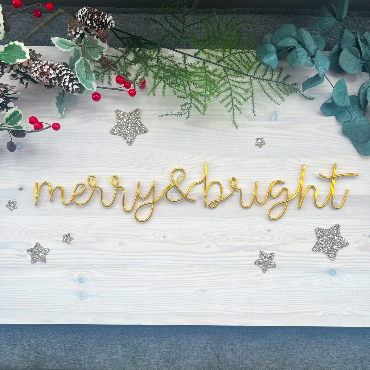 Merry & bright Sign