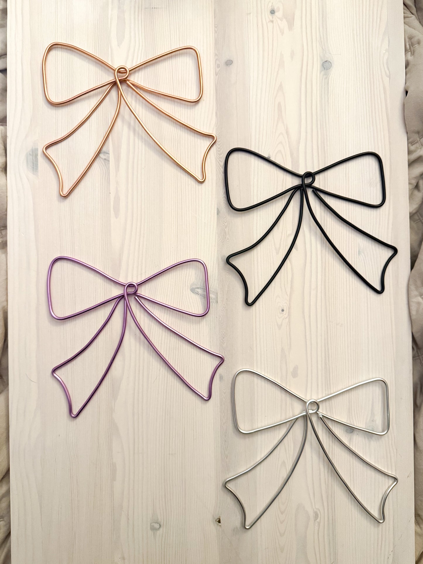 Wire Bow