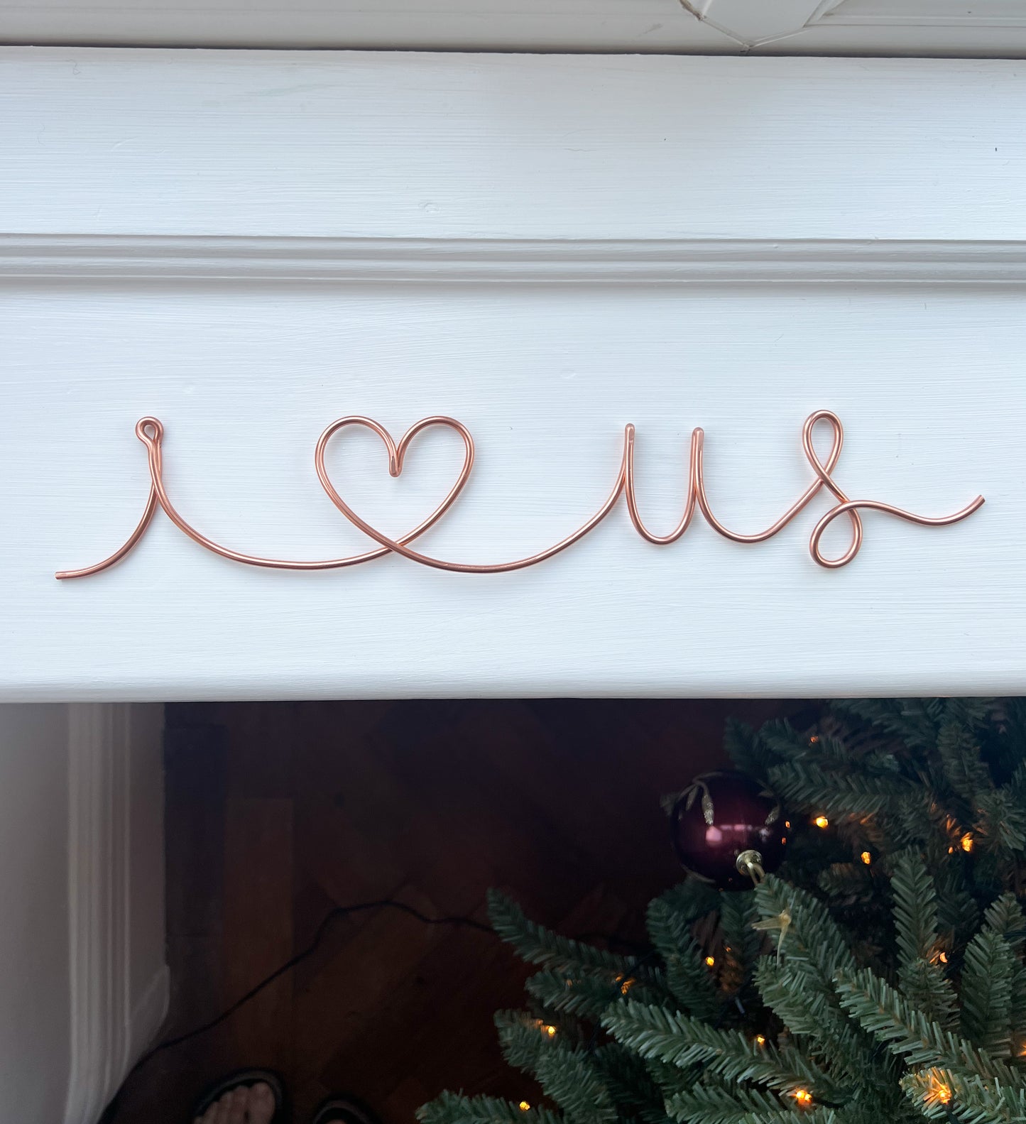 Wire i love us Sign