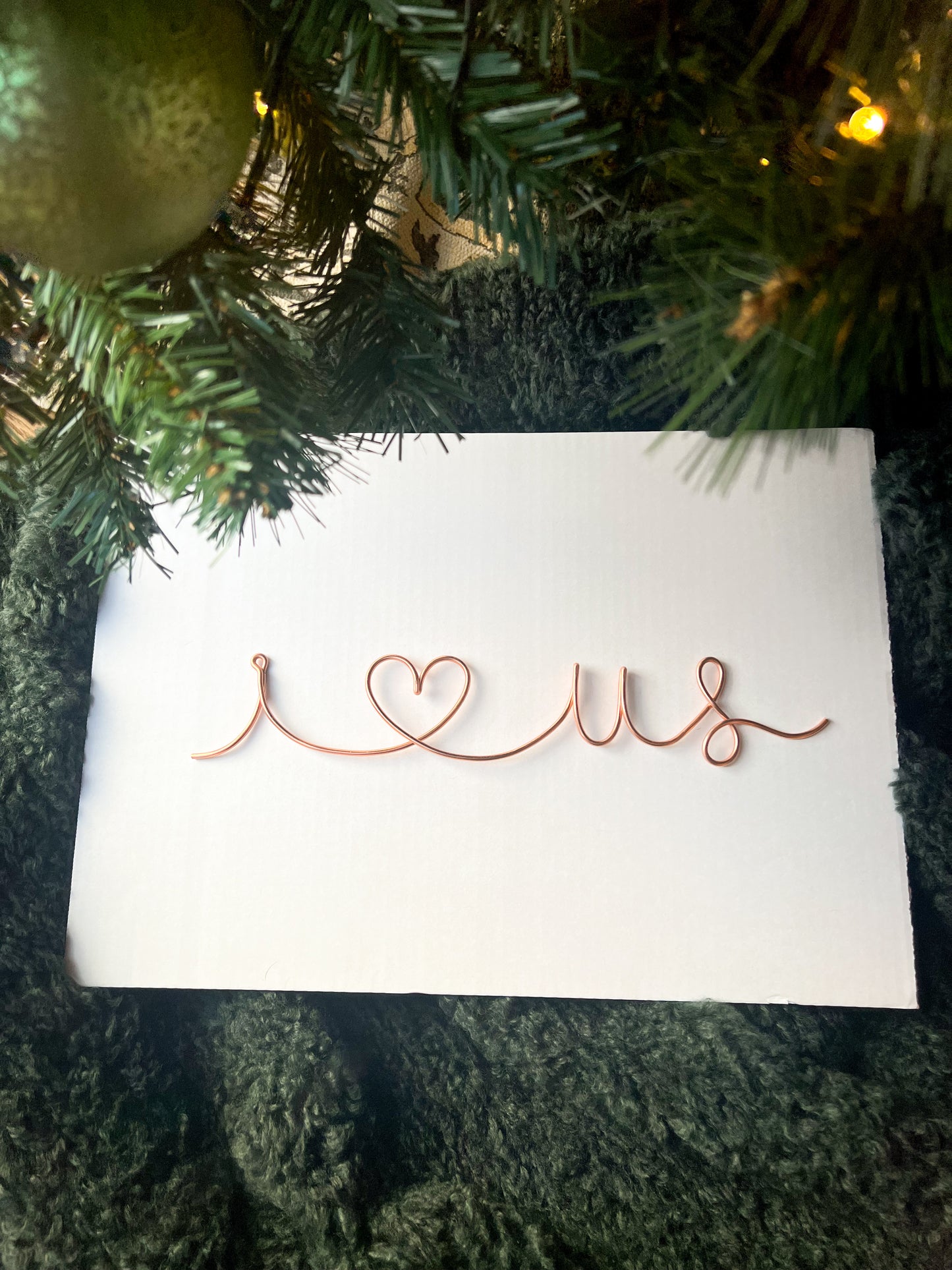 Wire i love us Sign