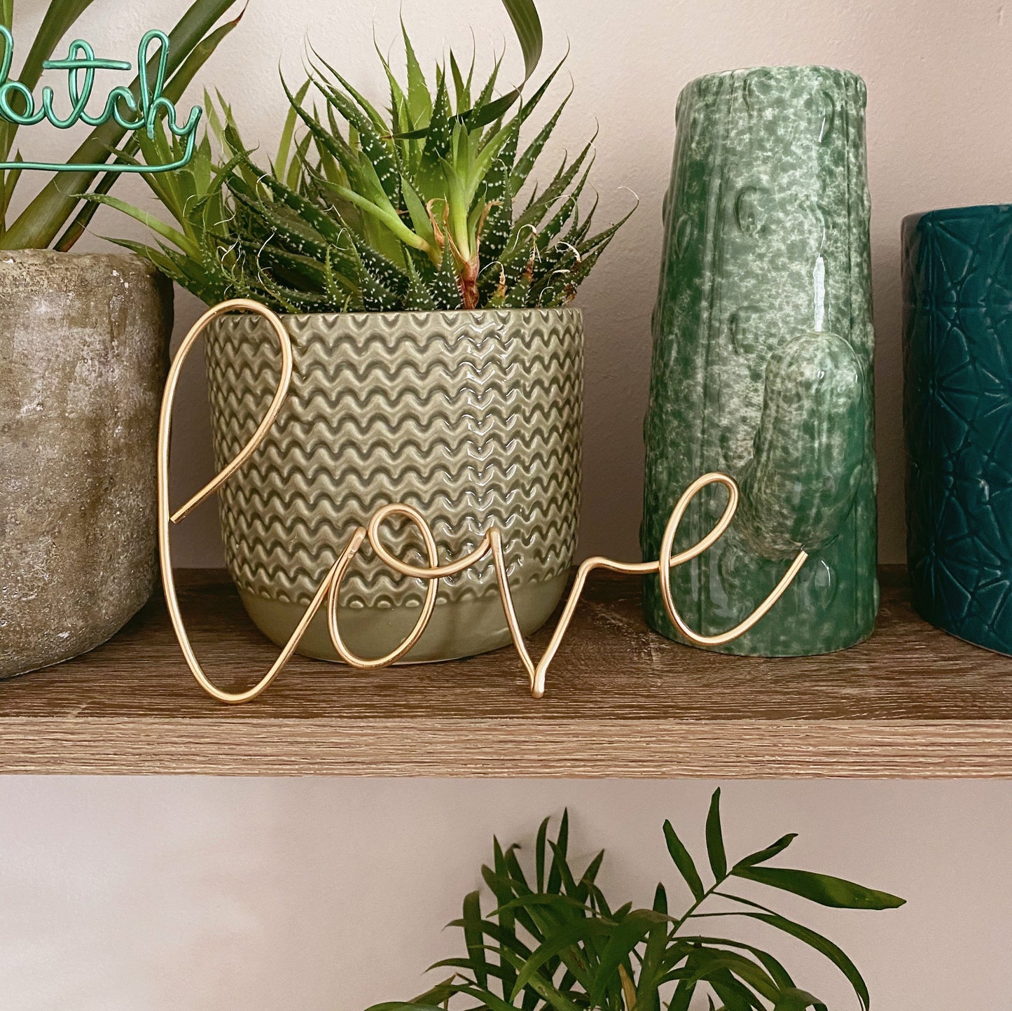 Wire Love Sign