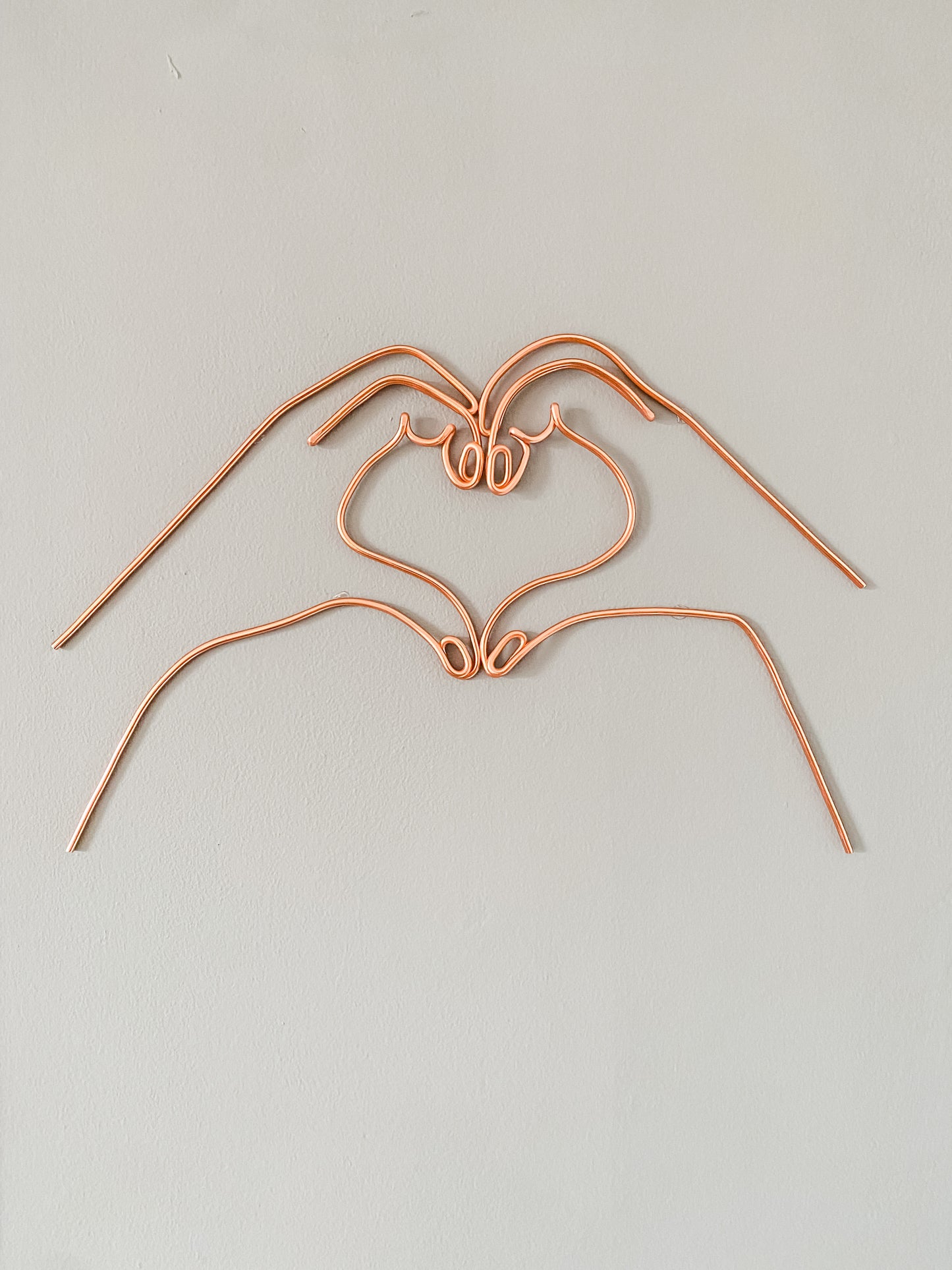 Wire Heart Hands