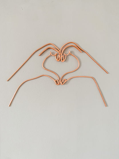 Wire Heart Hands