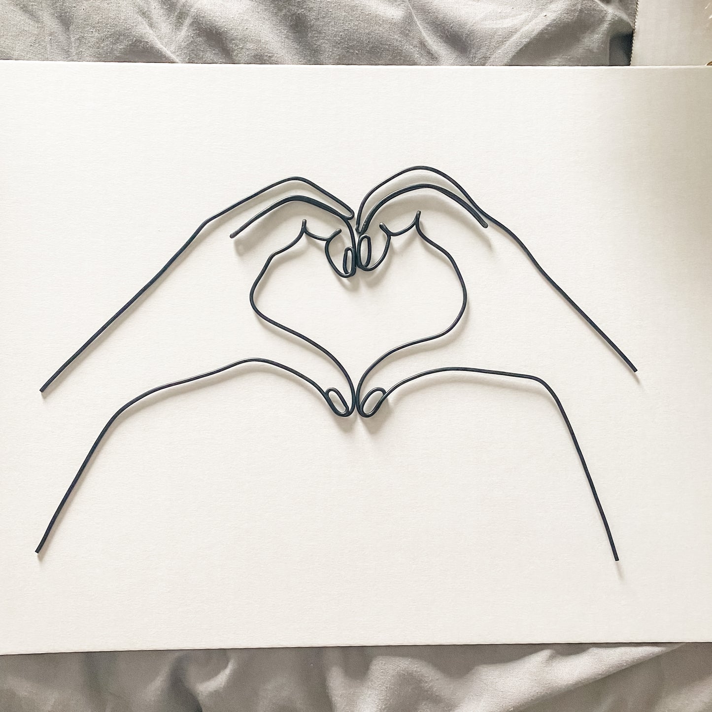 Wire Heart Hands