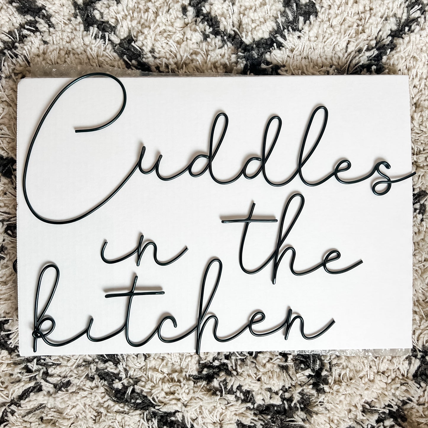 'Cuddles in the kitchen' Wire Sign