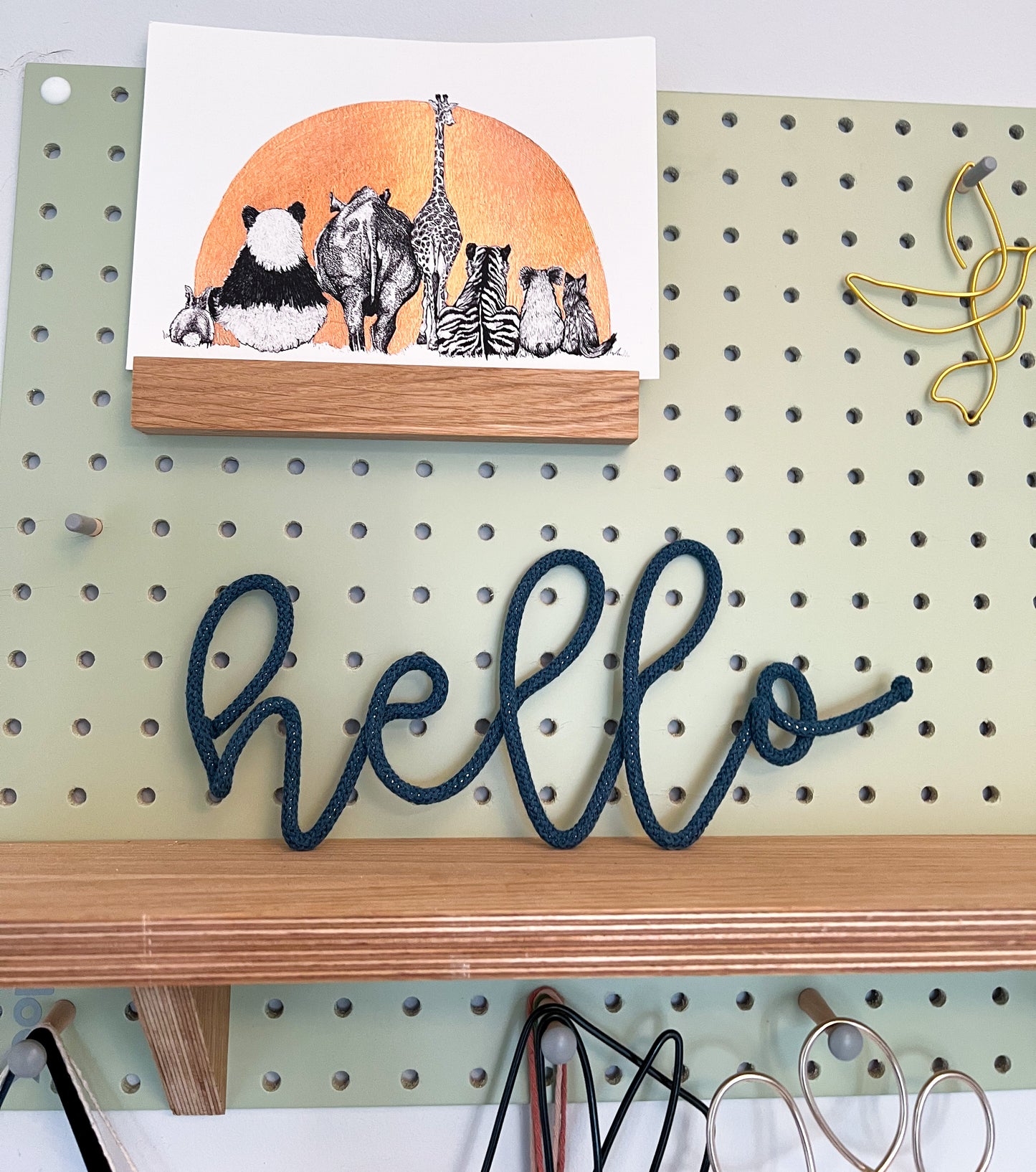 Rope Wire Hello Sign