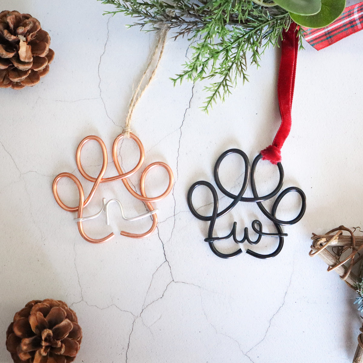Wire Paw Print Tree Decoration